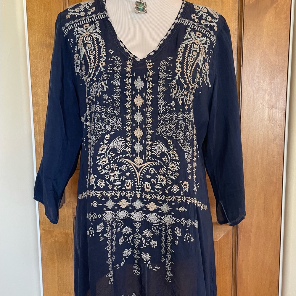 Johnny Was Tunic size Med